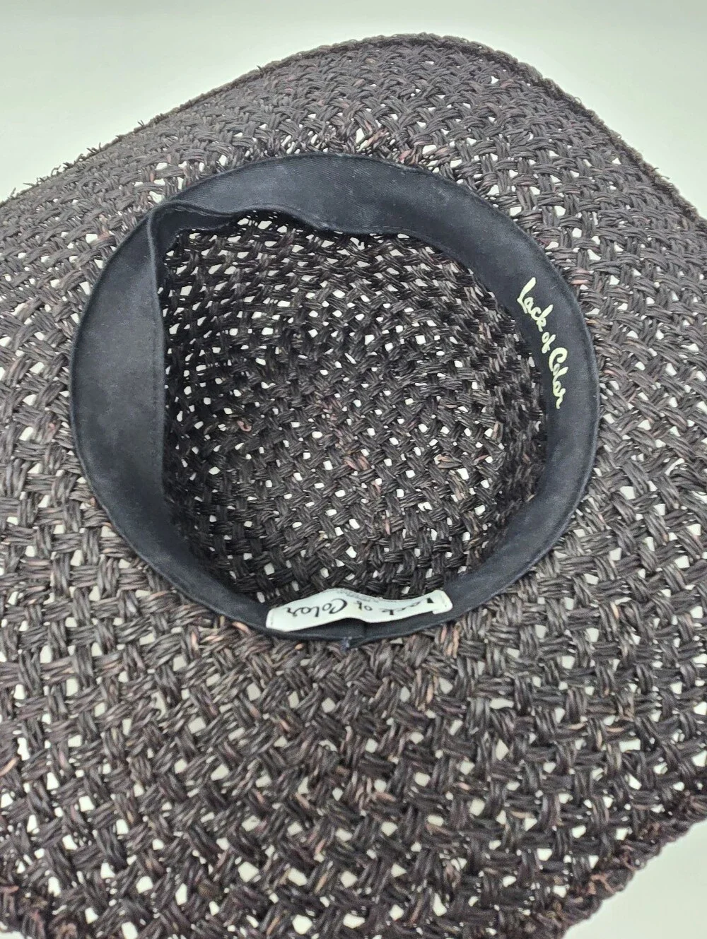 LACK OF COLOR PLUM PURPLE STRAW WOVEN BOATER HAT LARGE BRIM WOMEN MEDIUM RESORT